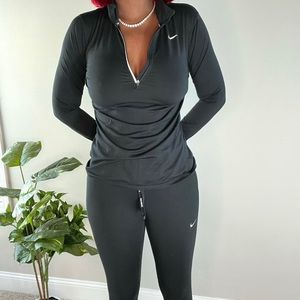 Women’s Nike Dry-Fit Long Sleeve With Cropped running leggings zip pocket.